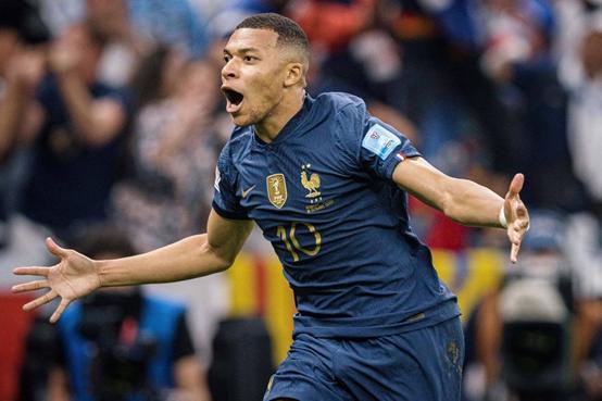 APP下载-姆巴佩在澳大利亚队比赛中战术调整，战术调整引发热议！-APP下载